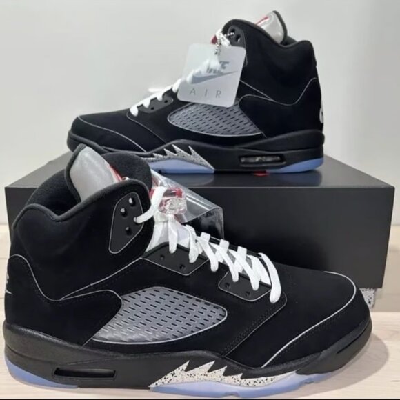 Air Jordan Other - Jordan 5 Black Metallic Reimagined Size：9